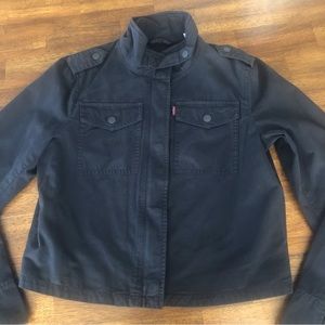 NWT $120 Levi's Shortie Trucker Jacket in Black - size XS!